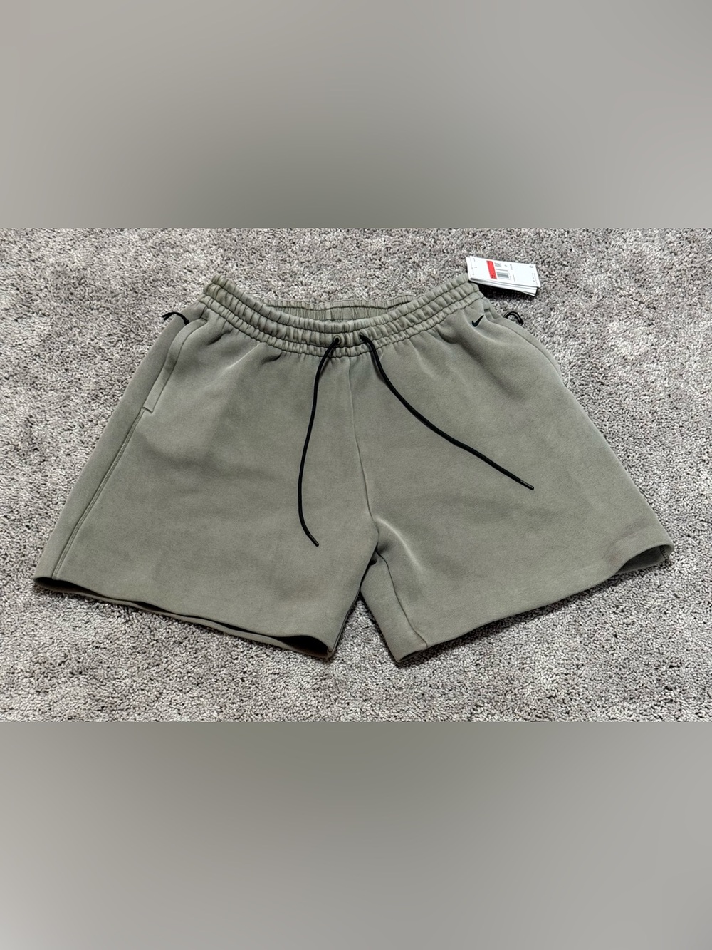 Nike Tech Fleece Shorts Heavyweight Light Army Green HJ0692-320 Mens Size Large